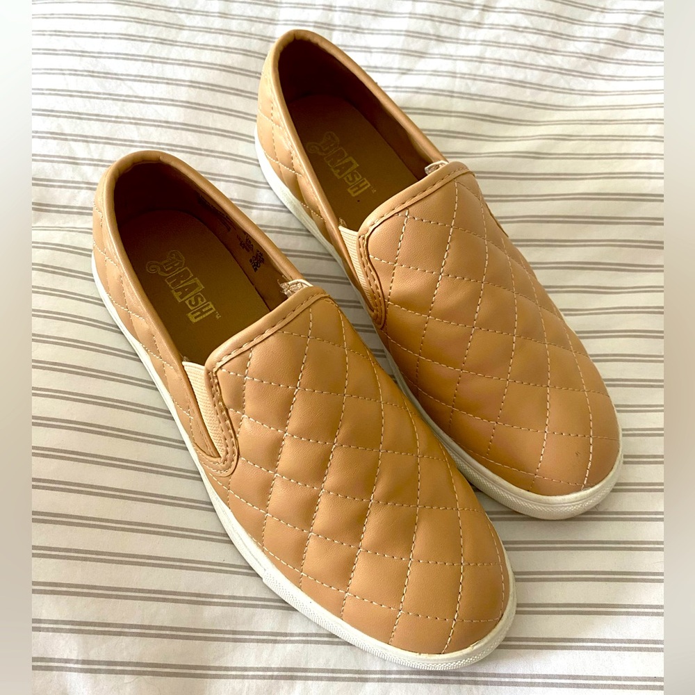BRASH LADIES SLIP ON QUILTED LOOK